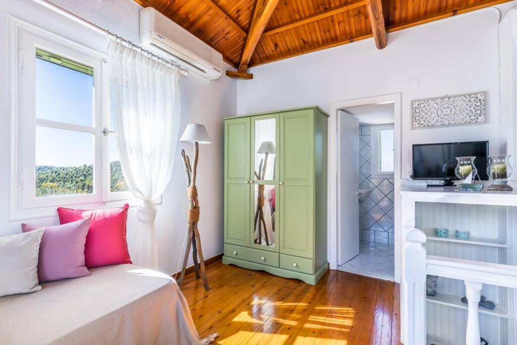 Ditropo Nina-Myrtia Countryside House Skopelos מראה חיצוני תמונה